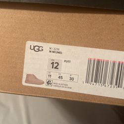 UGG Men 12 NEW! 