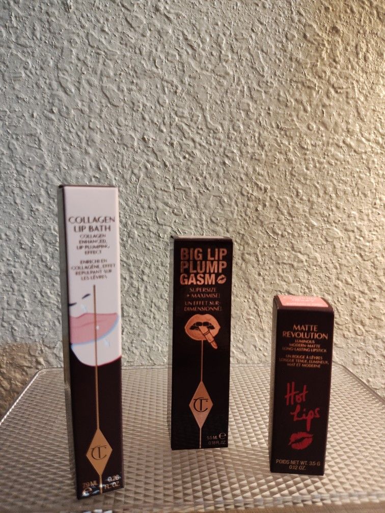 All Brand NEW! π Charlotte Tilbury - Lip/MakeUp Products (((PENDING PICK UP)))