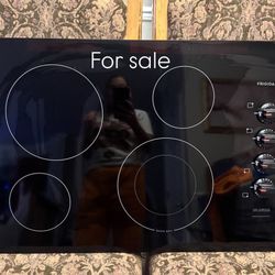 The Frigidaire 30 in. Electric Cooktop 