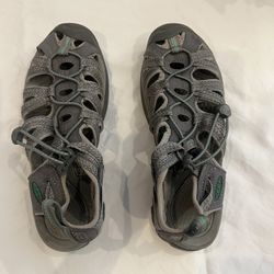 Keens (women’s Size 7)