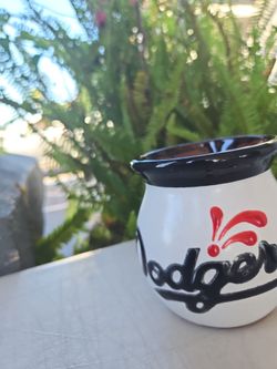Tasa Dodgers ($15)tel (contact info removed)