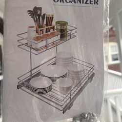 Pull-out Cabinet Organizer