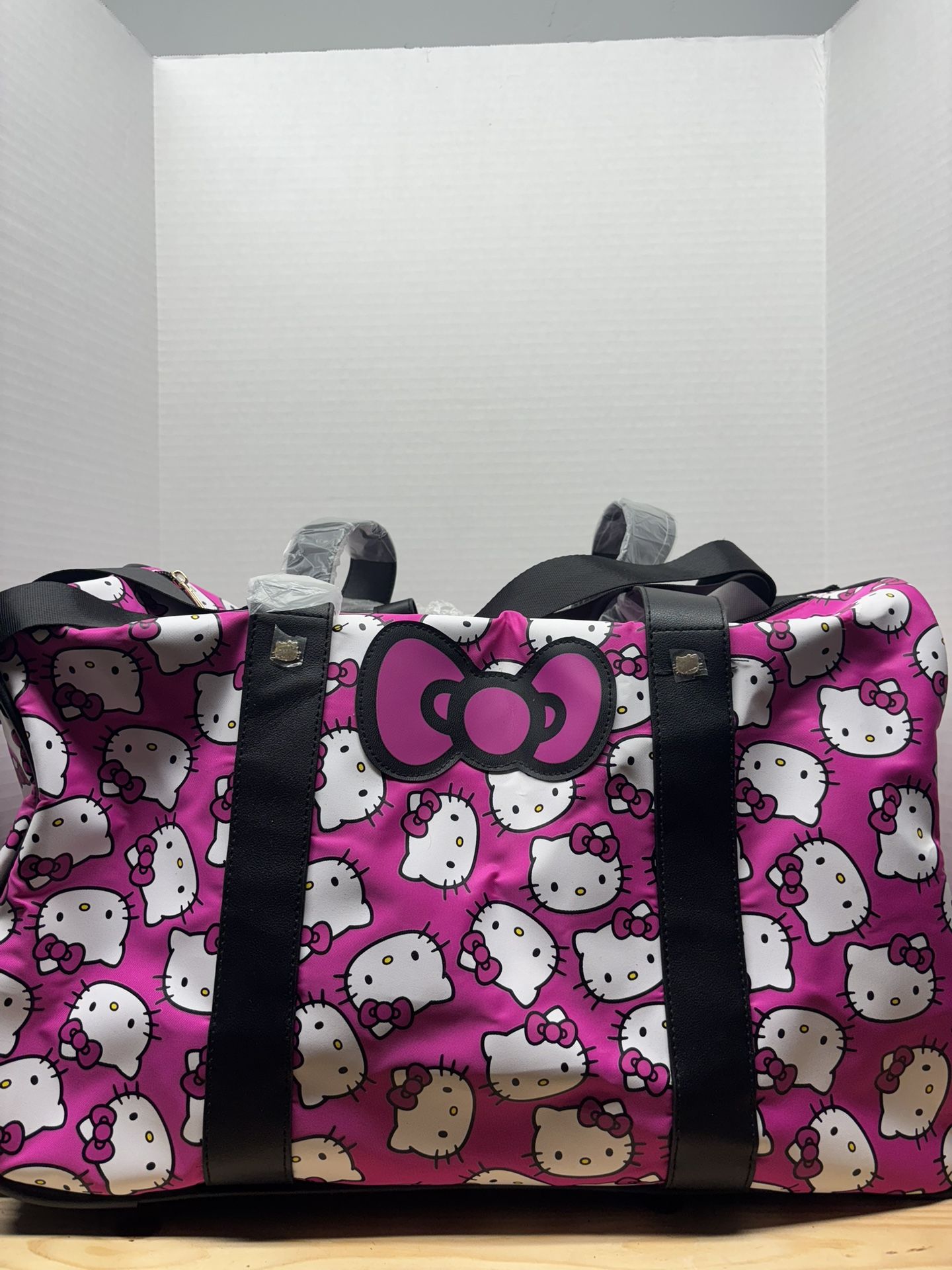 New Hello Kitty Luggage Bag