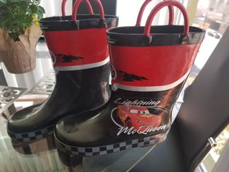New!! Boy rain boots size 12