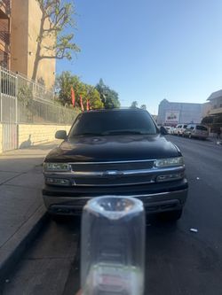 Chevrolet Tahoe / Suburban SUV Black