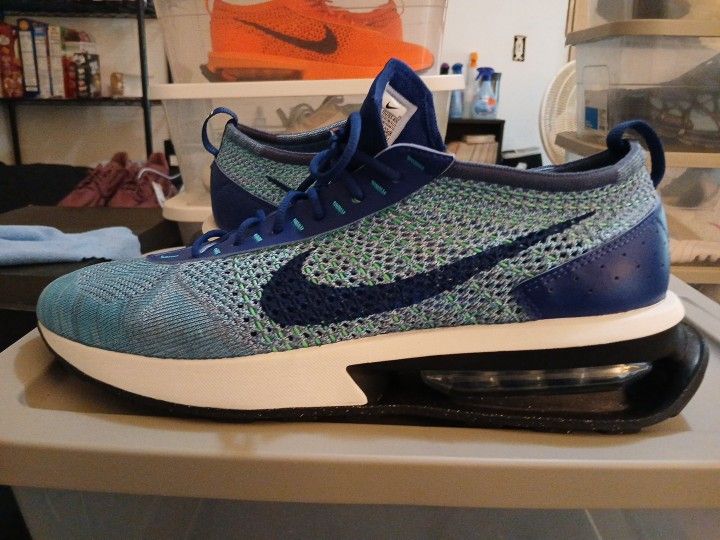 Nike Air Max Flyknit Racer