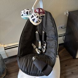 The MamaRoo Multi-Motion Baby Swing