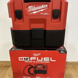 Milwaukee M12 FUEL 12-Volt Lithium-Ion Cordless 1.6 Gal. Wet/Dry Vacuum (Vacuum-Only)