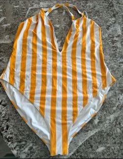 Women's Swimsuit Size 3X