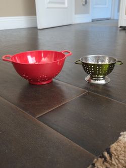 Colanders small