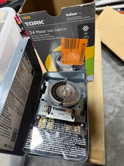 Tork 1103B ELECTROMECHANICAL TIME SWITCH, Color