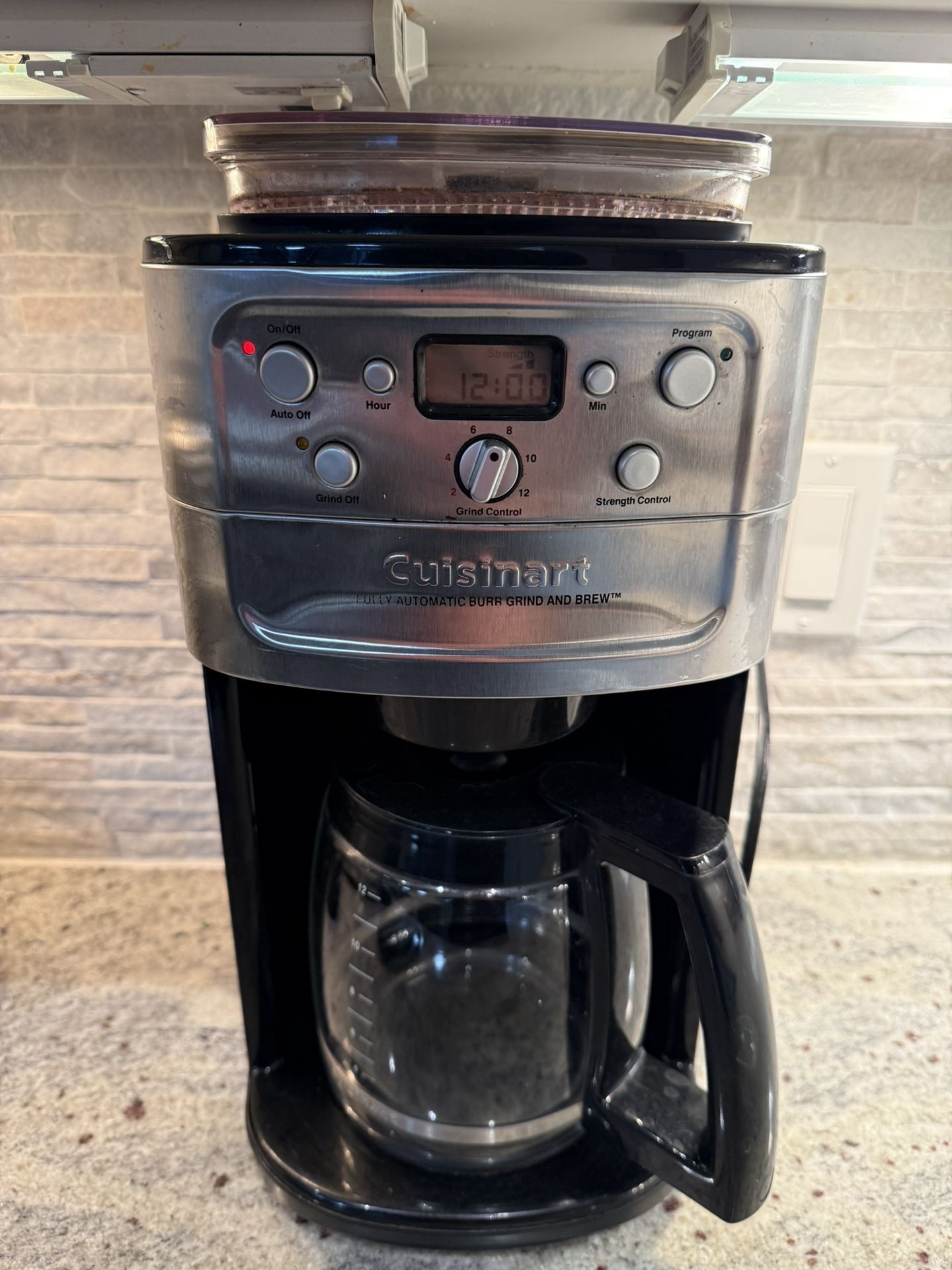 Cuisinart Burr Grind & Brew Coffee Maker – 12 Cup (DGB-700BC)