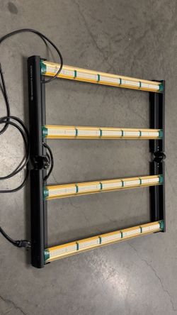 Grower’s Choice ROI-E420 TSL Top Shelf Lighting LED Grow Light System - 420W