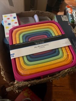 Mainstays Plastic Rainbow Food Storage Set, Multi Color, 14pcs