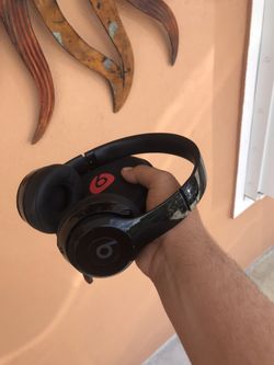 Beats Solo Wireless