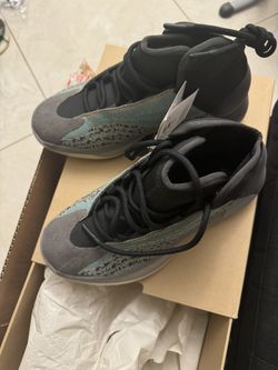 Yeezy Quantum