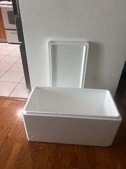 Styrofoam Cooler Box with Lid