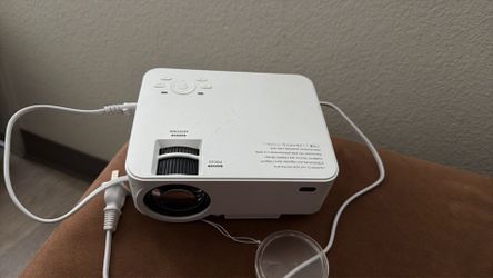 DBPOWER T20 1800 Lumens LCD Mini Projector + White Screen