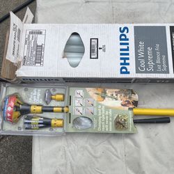 Philips T12 Bulbs And 7 Piece Light Bulb Changing Kit