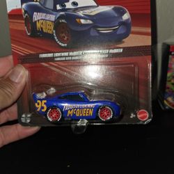 DISNEY PIXAR FABULOUS LIGHTNING MCQUEEN