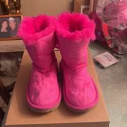 Toddler Girls, Ugg Boots, Size 9