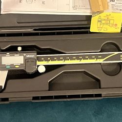 Mitutoyo 500-196-30 Digimatic Caliper 6" (150mm)