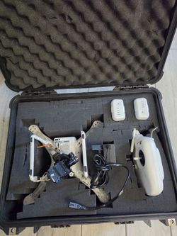 DJI Phantom 2 Vision P330V Drone Bundle Upgraded 2312 Motors NDJ6 Remote Pelican 1550 Case