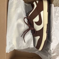 Woman’s Nike Dunks