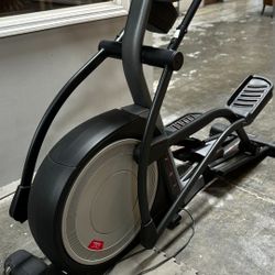 Treadmill - Pro-form 9.9