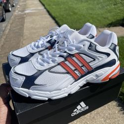 Adidas Shoes Size 9 men’s 