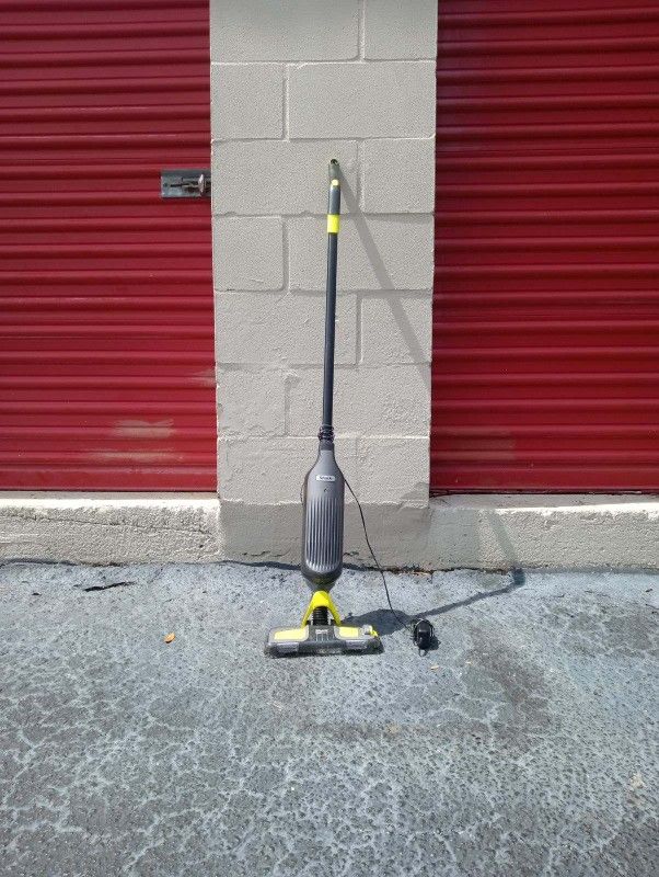 Vacuum Cleaner And Steam Mop
