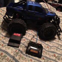 Huge Blue R/c Truck
