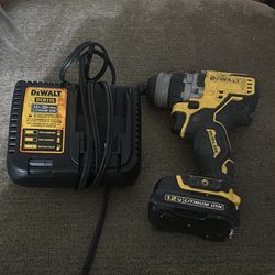 Drill  12 V  20 V  Dewalt