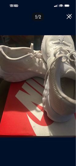 Gently used size 10  Nike men’s tennis used asking 25 for pair great condition