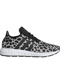 Adidas Swift Run