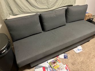 Pull out couch futon bed