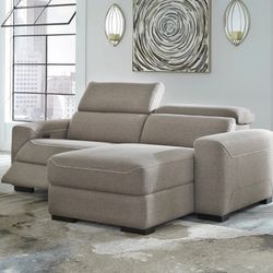 Mabton Gray 2-Piece Raf Dual Power Reclining Sectional

