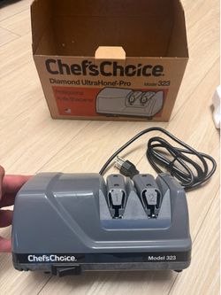 Chef’sChoice Model 323 Electric Knife Sharpener – Like New