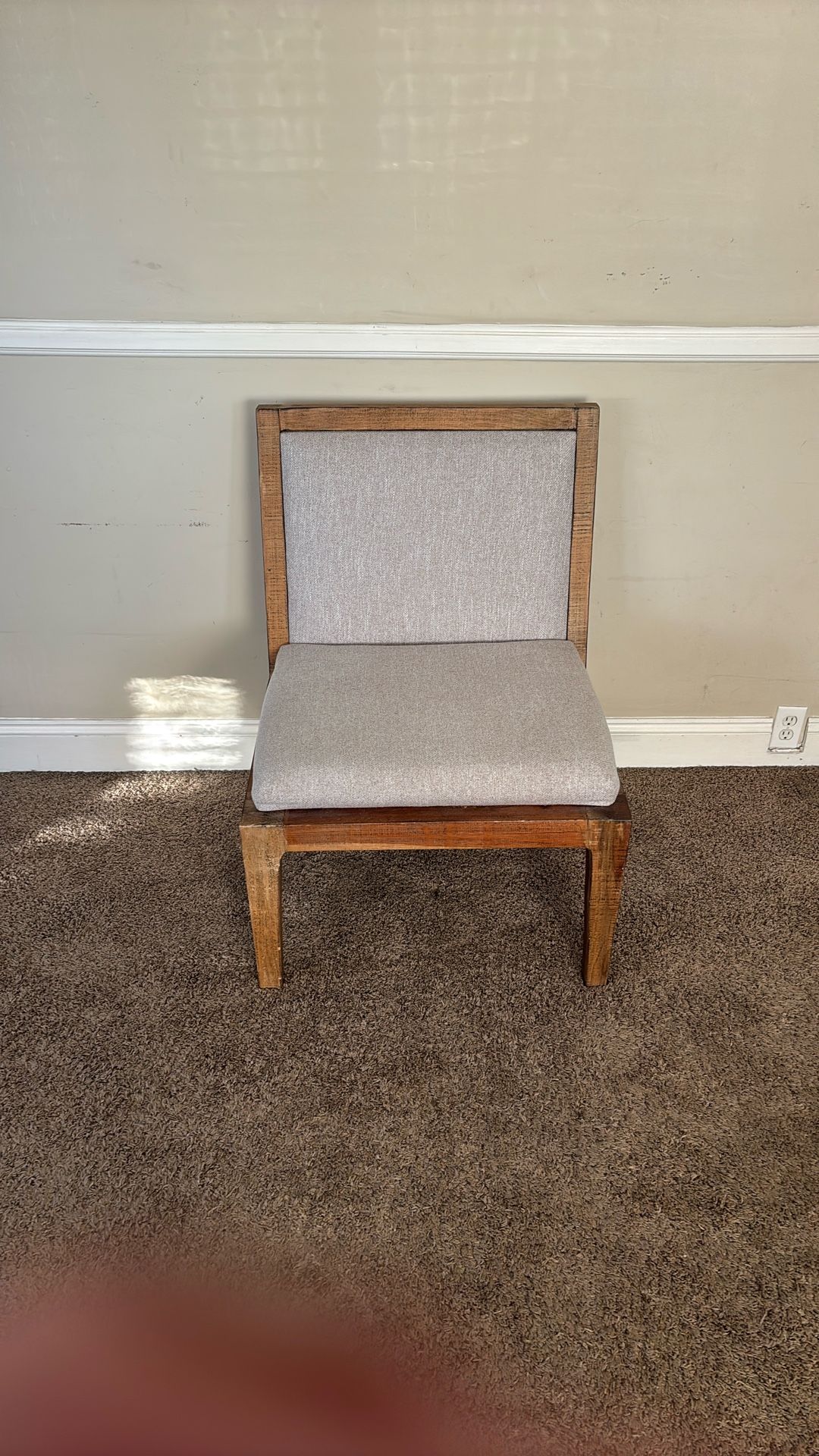 Chair - Living Room, Bed Room Or Office