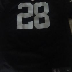 Josh Jacobs Las Vegas Raiders football jersey in size XL. This officially licensed NFL Nike on-field jersey 