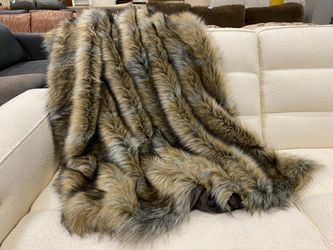 RESTORATION HARDWARE Variegated Brown Fur Illusion Throw Blanket