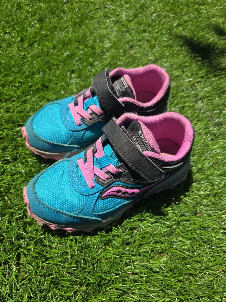 Girls Sz12 Hiking Shoes Saucony