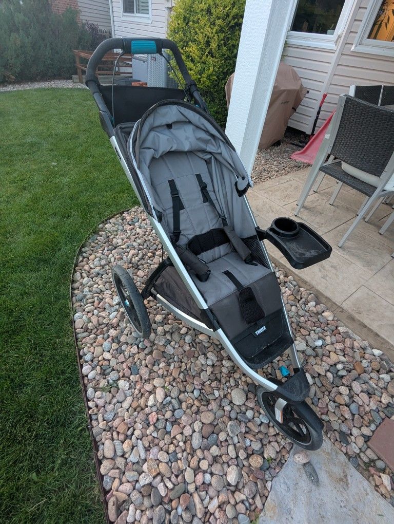 Thule Urban Glide 2 Jogging Stroller