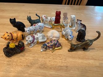 Franklin Mint Cat Figurine Collection – 17 Pieces
