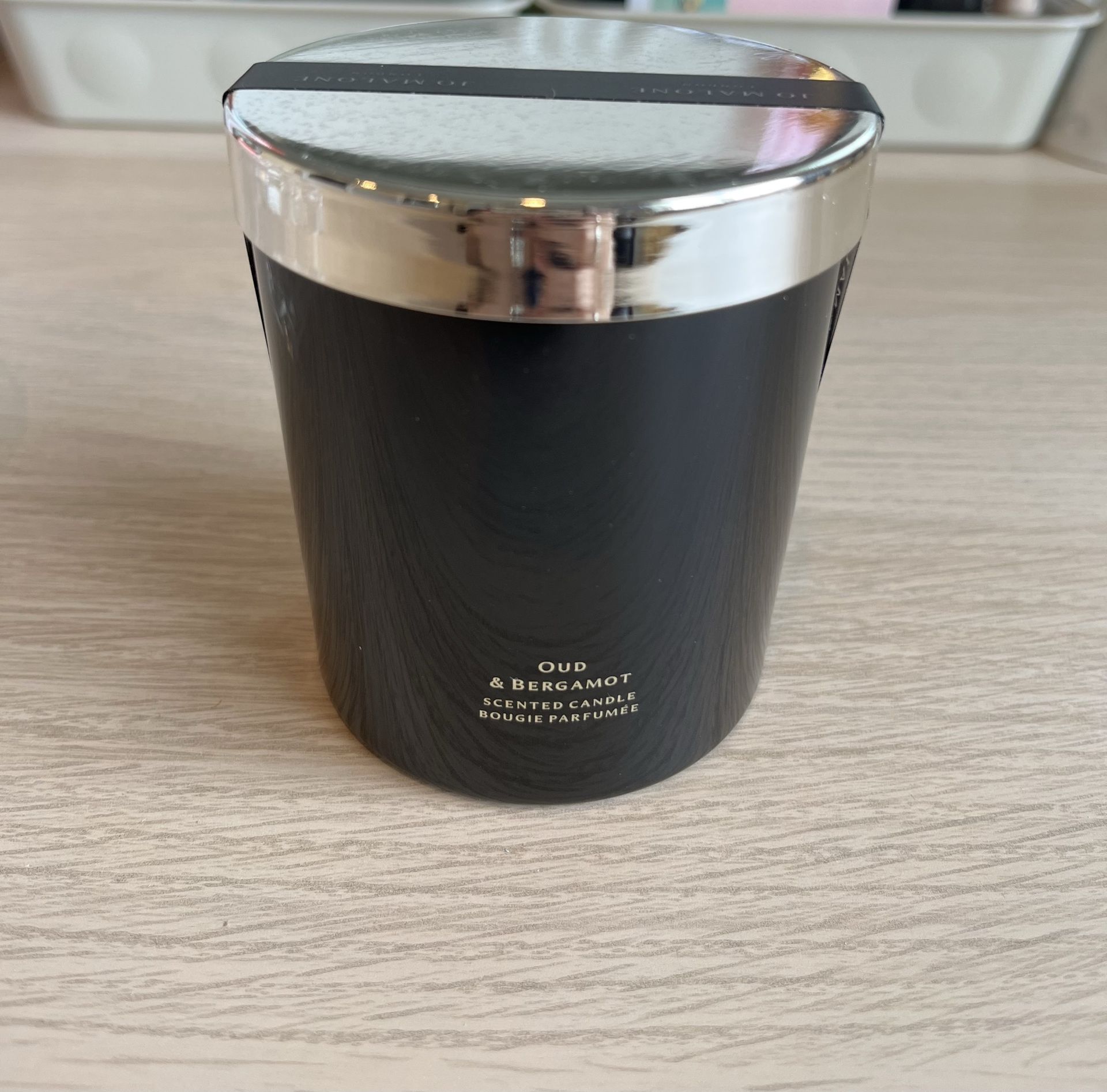 New Jo Malone London Oud & Bergamot Scented Candle
