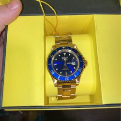 Invicta Gold Blue Dial 40mm