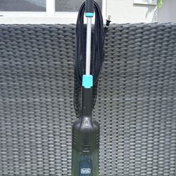 For sale: Black & Decker vacuum cleaner.