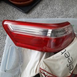 2007-09 Camry Taillights. 