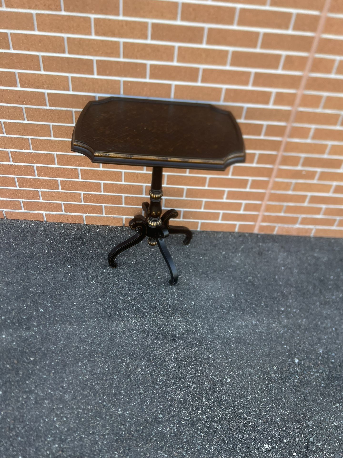 BOMBAY Paint Decorated Pedestal Base Table Side Table End Table With Defect READ. There is a 5.5in damaged area. One edge had a dig and the base area