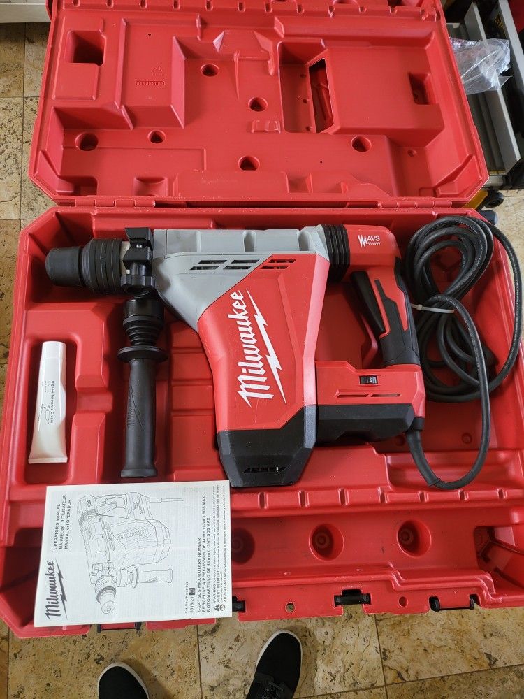 Milwaukee New 👍Corded Electric 1-3/4 in. SDS-MAX Rotary Hammer.